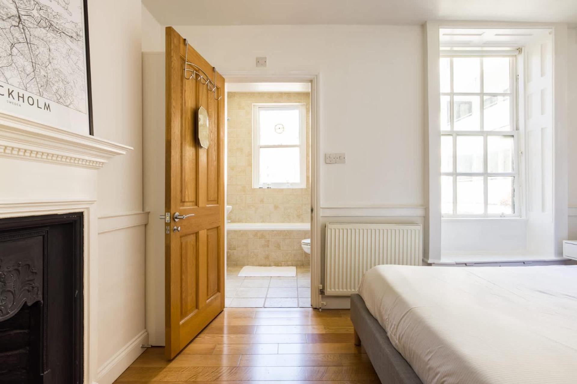 Apartment Contemporary 1 Bedroom Bloomsbury London